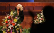 Кристина Агилера (Christina Aguilera) performs at the funeral of singer Etta James in the City Of Refuge Church 28.01.2012 - 11xHQ 8d334d211552420
