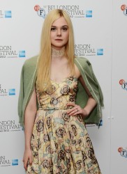 Elle Fanning エル・ファニング