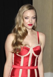 Amanda Seyfried アマンダ・セイフライド