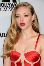 Amanda Seyfried アマンダ・セイフライド