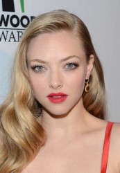 Amanda Seyfried アマンダ・セイフライド