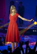 Taylor Swift テイラー・スウィフト