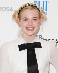 Elle Fanning エル・ファニング