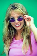 Бритни Спирс (Britney Spears) Walt Disney World photoshoot By Larry Marano Orlando, USA, 1999 - 32xHQ  4e2123219802423