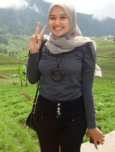 Ini dia Cewek Berkerudung Toge yang memikat ane ({})
