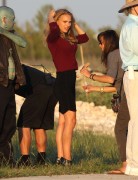 Натали Портман (Natali Portman) On The Set Of Terrence Malick Film In Austin (10.10.12) (28xHQ) D541ca221290294