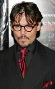 Джонни Депп (Johnny Depp) на премьере Sweeney Todd The Demon Barber of Fleet Street (19xHQ) 02f949223467048