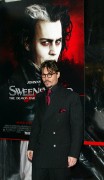 Джонни Депп (Johnny Depp) на премьере Sweeney Todd The Demon Barber of Fleet Street (19xHQ) D66752223466965