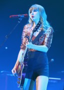 Тейлор Свифт (Taylor Swift) performs Onstage during KIIS FM's 2012, Live, 01.12.12 - 149xHQ Ee1bb8223667291