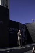 Дэвид Бекхэм (David Beckham) modeling Armani in Union Square to promote the Armani underwear line, 16.06.08 - 13xHQ 0cbdd4237775915