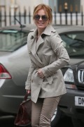 Джери Холливелл (Geri Halliwell) 2013-03-20 out and about in central London (16xHQ) 4c67dd245010054