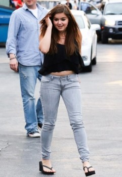 Celebrity  Picture on Ariel Winter Out And About Candids In La   Celebrity Photos  783