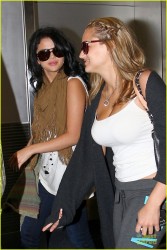 Haley King Busty Cleavage At Miami International Airport September 17, 2012 Mixed Q x 27