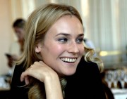 Диана Крюгер (Diane Kruger) San Sebastian Film Festival Photoshoot Day 8 - 28.09.2006 - 11хHQ,MQ 91f04b281241132