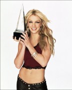 Бритни Спирс (Britney Spears) 28th American Music Award Shoot 2001 - 4xHQ 1e8e7e282709011