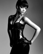 Рианна (Rihanna) Gabor Jurina Photoshoot for Fashion Magazine October 2007 (3xHQ) 848396284119174