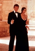Джеймс Бонд 007: Шпион, который меня любил / James Bond The Spy who loved me (Роджер Мур, 1977) 7b5a8f284956050