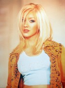 Кристина Агилера (Christina Aguilera) Mike Ruiz photoshoot, 1999 - 5xHQ B4ed8c285163262
