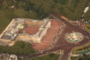 Лондон с высоты птичьево полета / Aerial shots of London (30xHQ) 882f69287366482