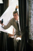 Джеймс Бонд 007: Вид на убийство / James Bond 007: A View to a Kill (Роджер Мур, 1985) 7e57b4287546666