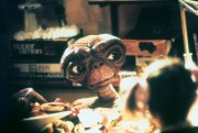 Инопланетянин / E.T. the Extra-Terrestrial (Дрю Бэрримор, 1982)  B8d760287724665