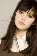 Фелисити Джонс (Felicity Jones) Alex James Photoshoot 2007 (71xHQ) 4b6a50552209765