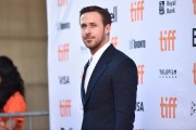Райан Гослинг, Эмма Стоун (Emma Stone, Ryan Gosling) 'La La Land' premiere, Toronto (September 12, 2016) - 99xНQ 9ba01a552225344