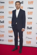 Райан Гослинг, Эмма Стоун (Emma Stone, Ryan Gosling) 'La La Land' premiere, Toronto (September 12, 2016) - 99xНQ D165f4552224373