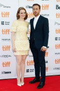 Райан Гослинг, Эмма Стоун (Emma Stone, Ryan Gosling) 'La La Land' premiere, Toronto (September 12, 2016) - 99xНQ Ff3f15552223521