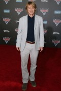  ConventiОуэн Уилсон (Owen Wilson) Cars 3 Premiere (Anaheim, June 10, 2017) (88xHQ) 693493552814813