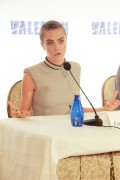 Кара Делевинь (Cara Delevingne) 'Valerian and the City of a Thousand Planets' Press Conference (Four Seasons Hotel, California, June 30, 2017) 3dd83a556135913