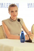Кара Делевинь (Cara Delevingne) 'Valerian and the City of a Thousand Planets' Press Conference (Four Seasons Hotel, California, June 30, 2017) 6311cd556136193
