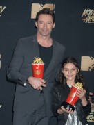 Хью Джекман (Hugh Jackman) MTV Movie and TV Awards, Los Angeles, 07.05.2017 (28xHQ) 13eac0558934463