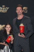 Хью Джекман (Hugh Jackman) MTV Movie and TV Awards, Los Angeles, 07.05.2017 (28xHQ) 443968558935193