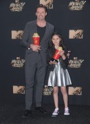 Хью Джекман (Hugh Jackman) MTV Movie and TV Awards, Los Angeles, 07.05.2017 (28xHQ) 83cbd6558934223