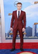Камерон Монахэн (Cameron Monaghan) 'Spider-Man Homecoming' Premiere, Los Angeles, 28.06.2017 (54xHQ) B4cc5b558936043