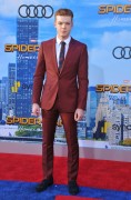 Камерон Монахэн (Cameron Monaghan) 'Spider-Man Homecoming' Premiere, Los Angeles, 28.06.2017 (54xHQ) B5ff25558936273