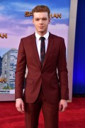 Камерон Монахэн (Cameron Monaghan) 'Spider-Man Homecoming' Premiere, Los Angeles, 28.06.2017 (54xHQ) C56fcf558937193