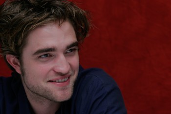 Robert Pattinson Life: Saturday POTD - Twilight Press Conference ...